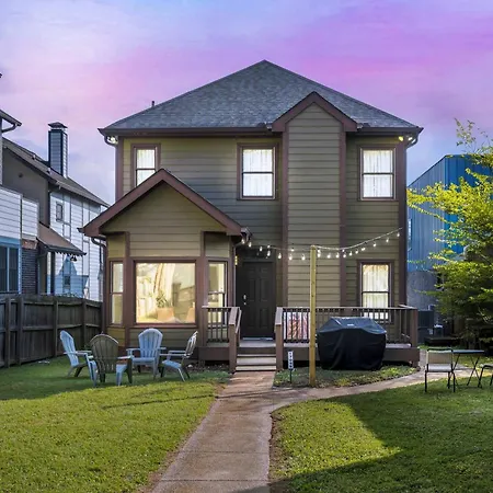 Spacious Germantown Home For Groups